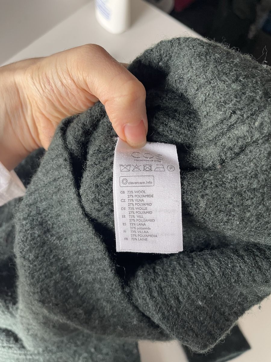 Cos Maglioni & Felpe: Pull vert sapin Cos taille M – Usato da Genève venduto da madetil1 2