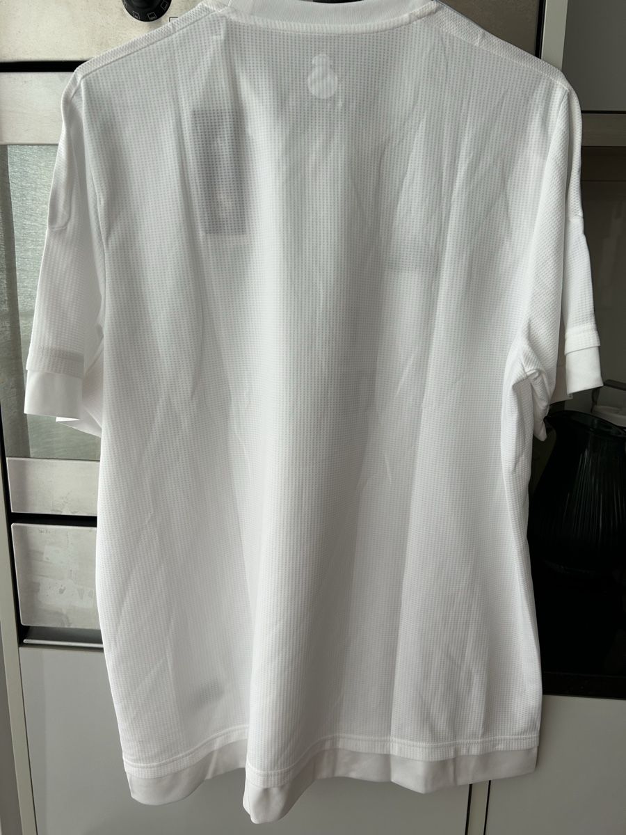 Real Madrid Canottiere & Pantaloni: Real Madrid Shirt Adidas – Nuovo e nell'imballaggio originale da Zürich venduto da ann_5b6d 3