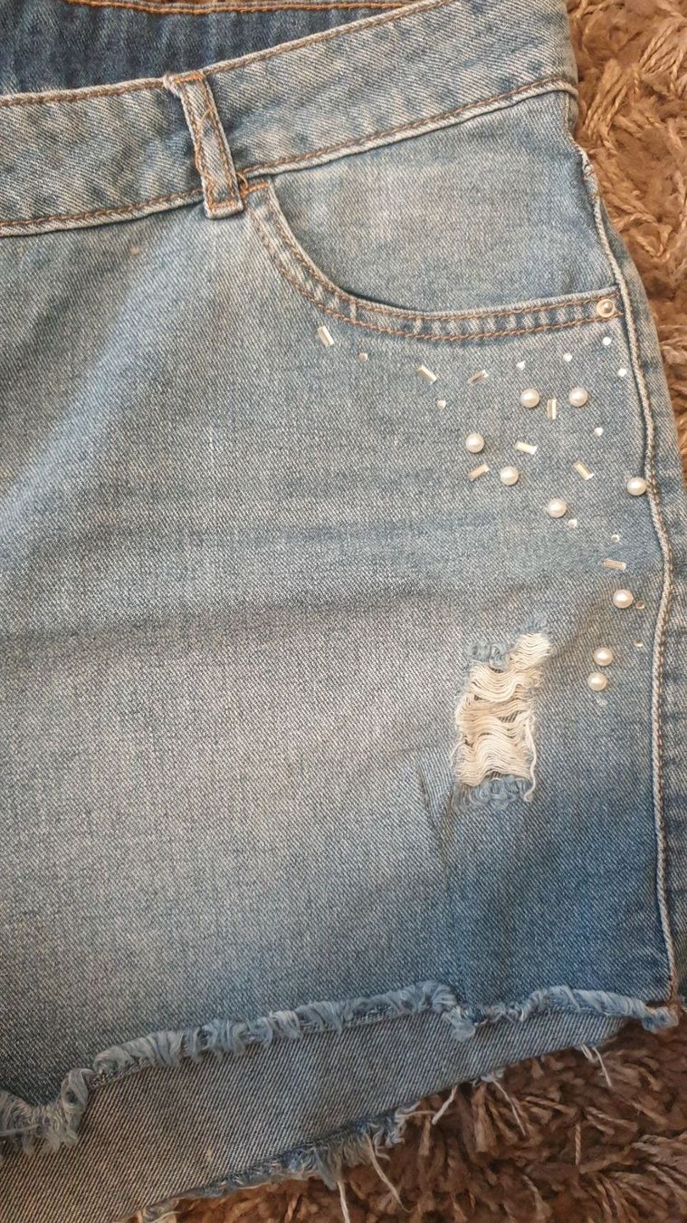 Pantaloni: Shorts – Nuovo (secondo la descrizione) da Clarens venduto da fur_bxq2 1