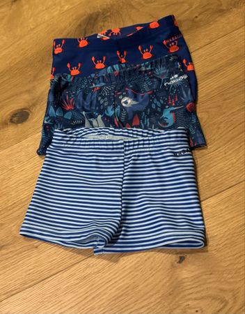 Badeshorts/ Badehosen 80/86, 3 Stück