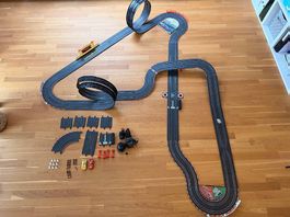 Carrera Bahn Disney Pixar Cars