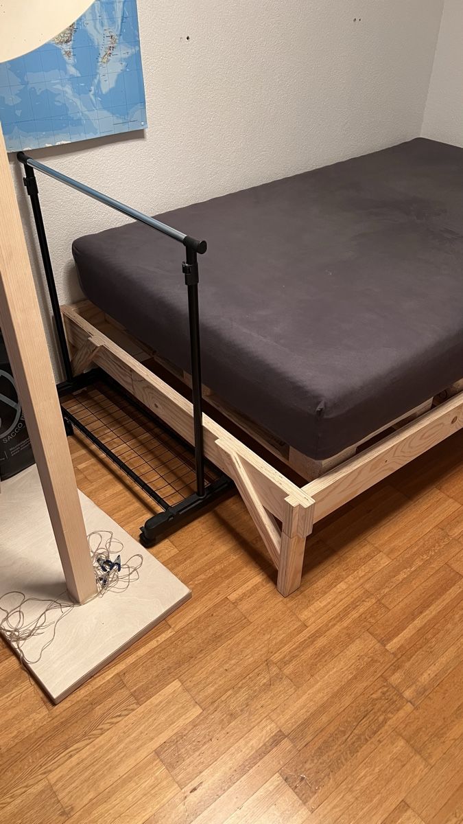 Betten: Palettenbett – Gebraucht aus Boll von severinschuetz 1