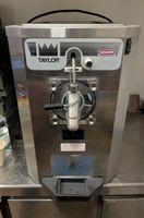 Machine à glace italienne pro inox - Taylor