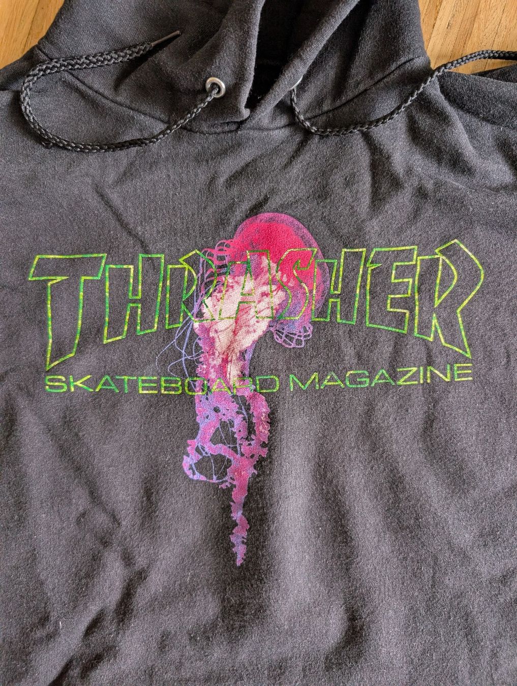 Maglioni & Felpe: Thrasher Kapuzenpullover schwarz Grösse XL gebraucht – Usato da Basel venduto da rubah 1