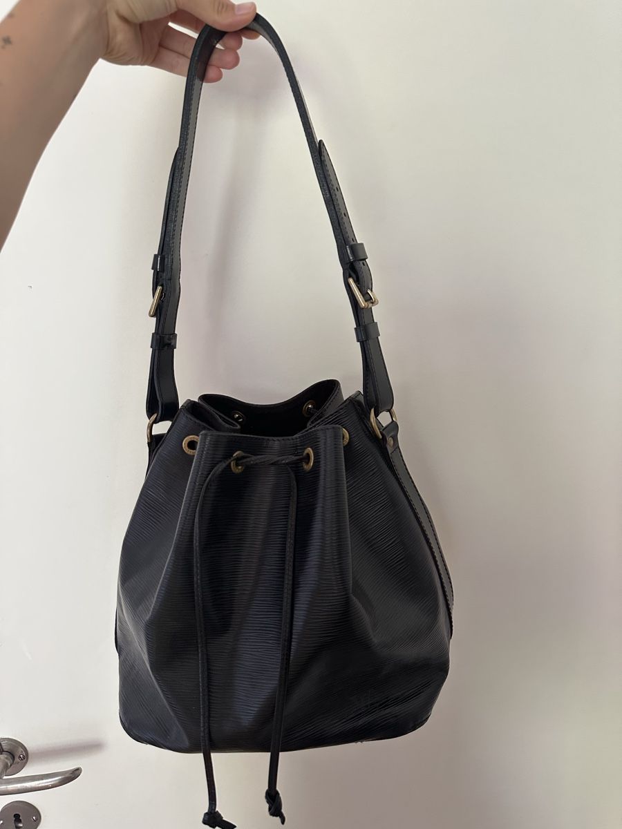 Louis Vuitton Borse da donna: Louis Vuitton Petit Sac Noé Epi – Usato da Zürich venduto da yacay