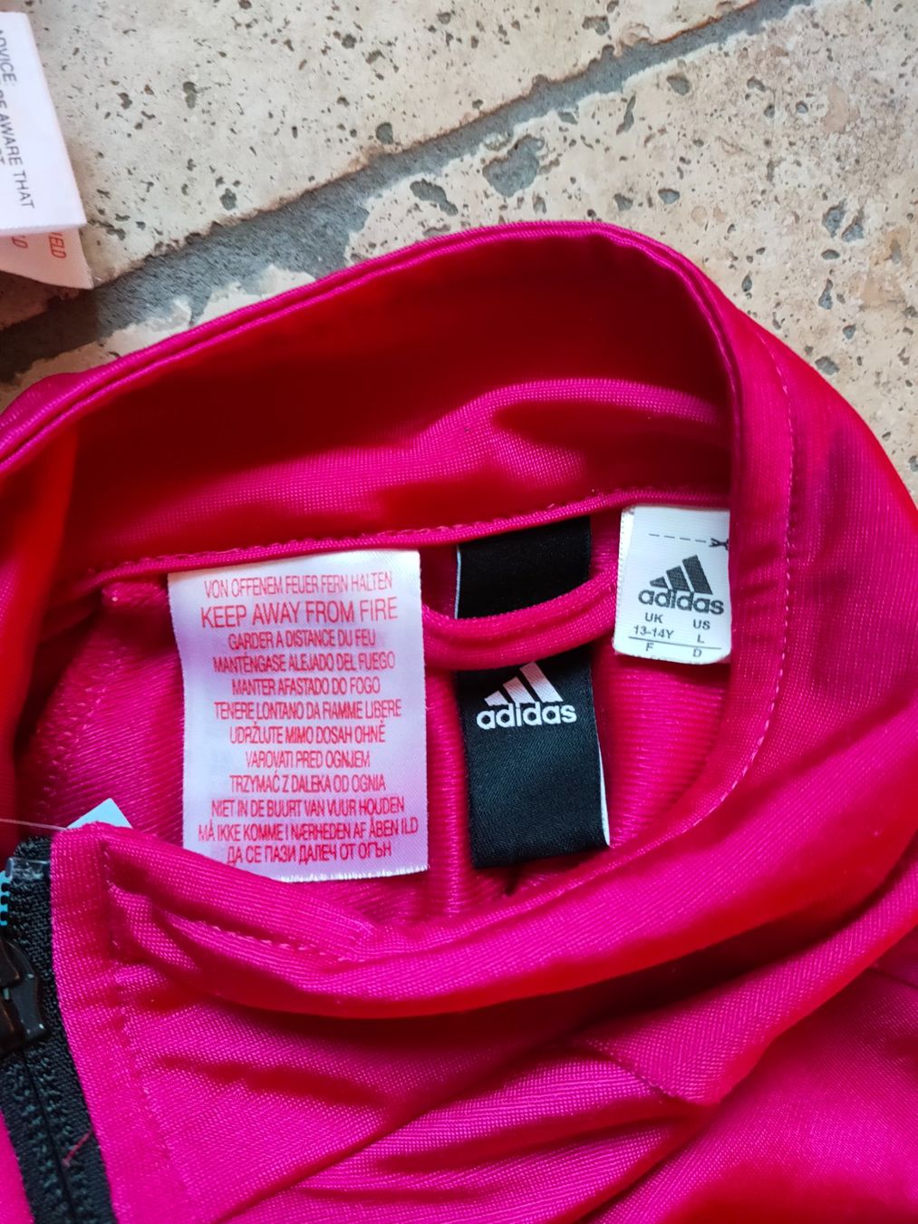 Adidas Ensembles: Adidas Trainer Pink, Gr. 152 – D'occasion à Les Moulins par alicia017 1