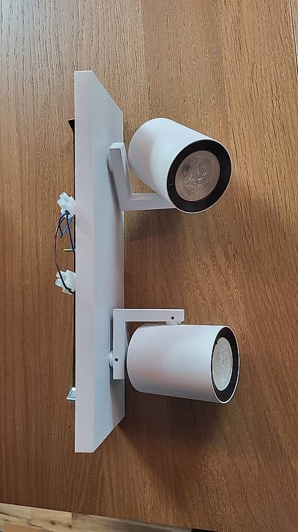 Lampes: Philips Hue Argenta Basis Color – D'occasion à Merenschwand par roennel