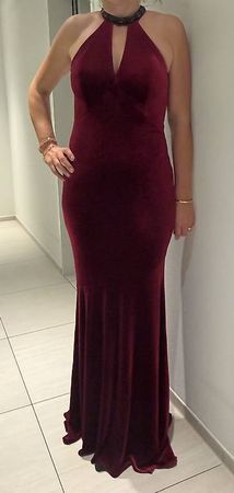 Abendkleid aus edlem Samt