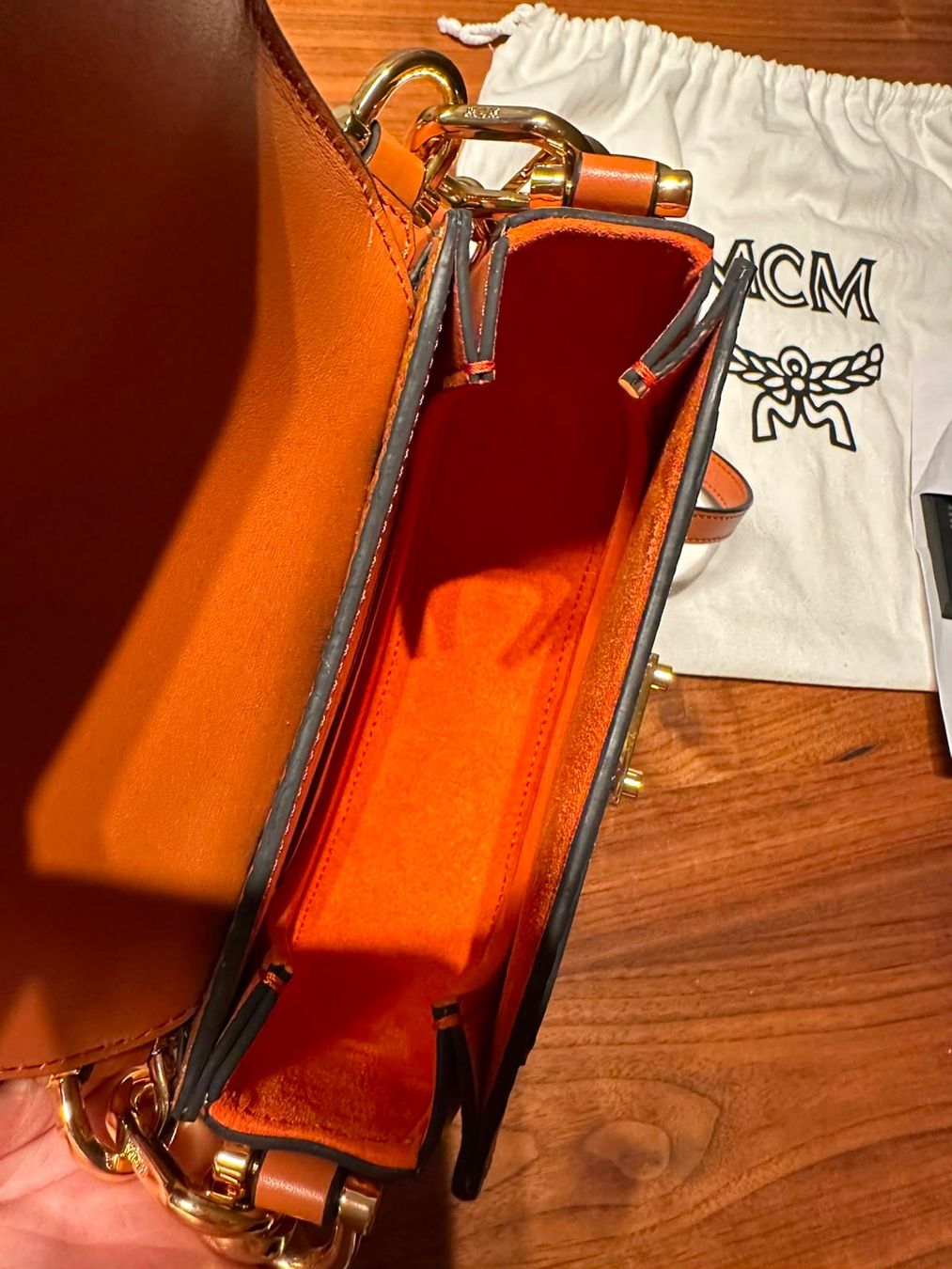 Mcm Borse: MCM Patricia Saddle Bag / originale Quittung – Nuovo (secondo la descrizione) da Wetzikon ZH venduto da co_26zh 2
