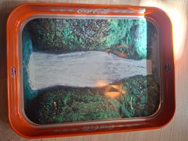 Coca-Cola Tablett Wasserfall Motiv Orange Metall 52cm x 33cm