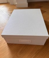 Kartonkiste Ikea mit Einsätzen