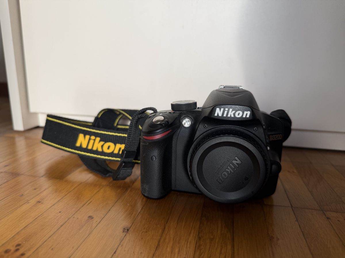 Nikon Fotocamera: Nikon D3200 Bundle mit Tamron Objektiv + Mehr! – Nuovo (secondo la descrizione) da Bern venduto da joannnne 1