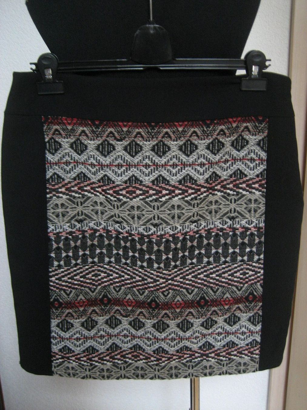 Gonne: Jupe Armand Thiery taille XL – Nuovo (secondo la descrizione) da Delémont venduto da marryb