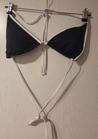 Bikini-Top von GESTUZ (Grösse M) - WIE NEU