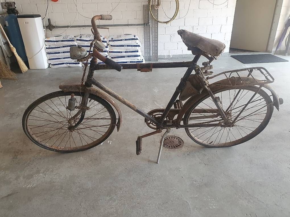 Biciclette: Rustikales Velo ähnlich Armee Velo – Usato da Niederuzwil venduto da nissnismo 1