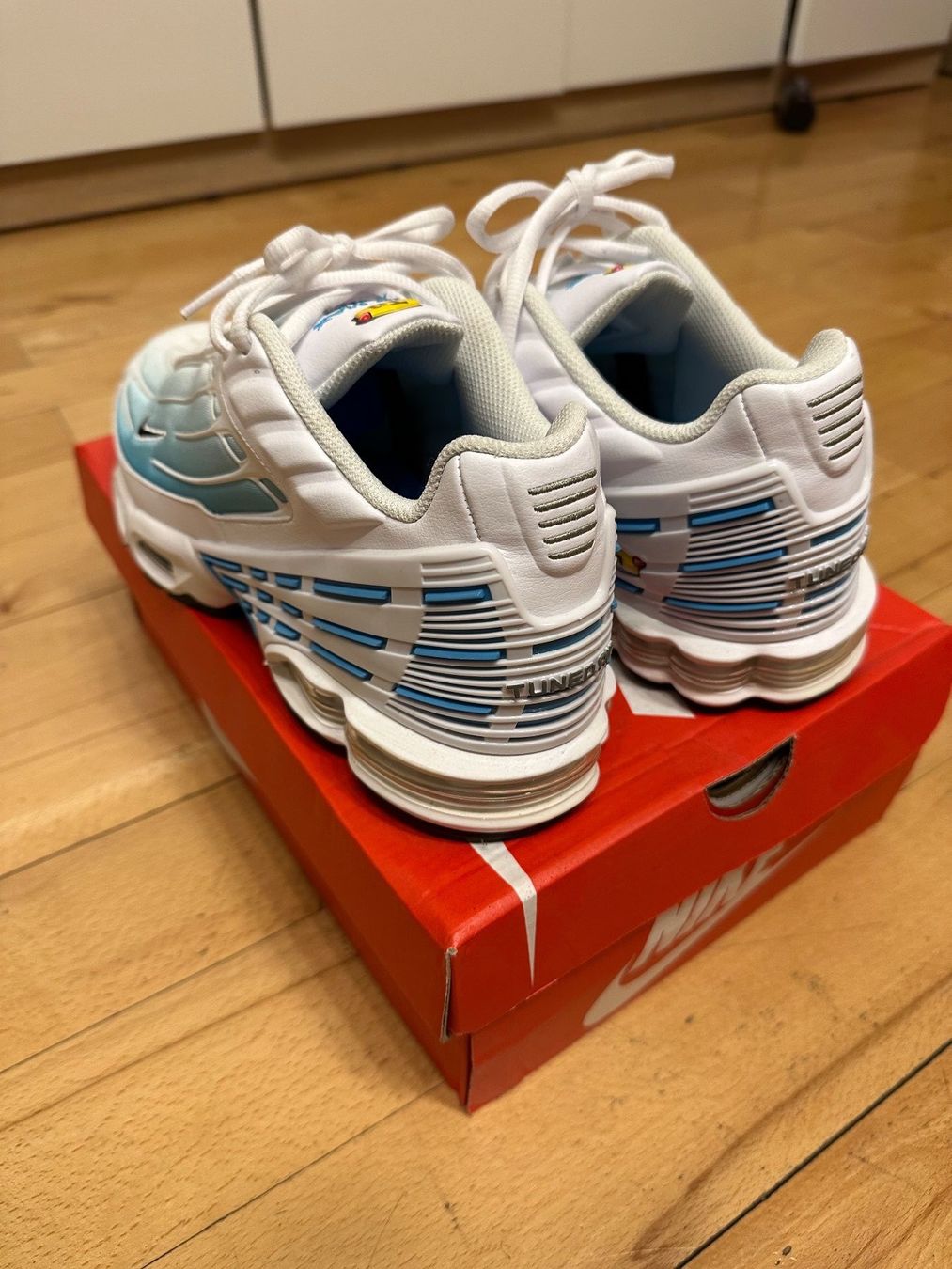 Nike Herrenschuhe: Nike Air Max Plus 3 Laserblue – Neu (gemäss Beschreibung) aus Visp von locosshop 1