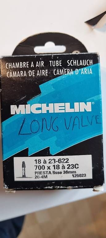 Pezzi di ricambio: Michelin 700 x 18/23 Schlauch - neu – Usato da Baar venduto da iainmathews