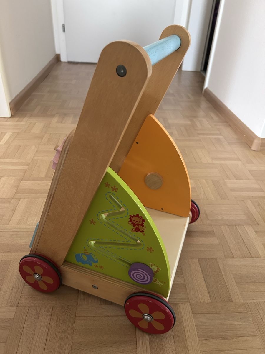 Jouets: Lernlaufwagen – D'occasion à Lausen par Ella685 2