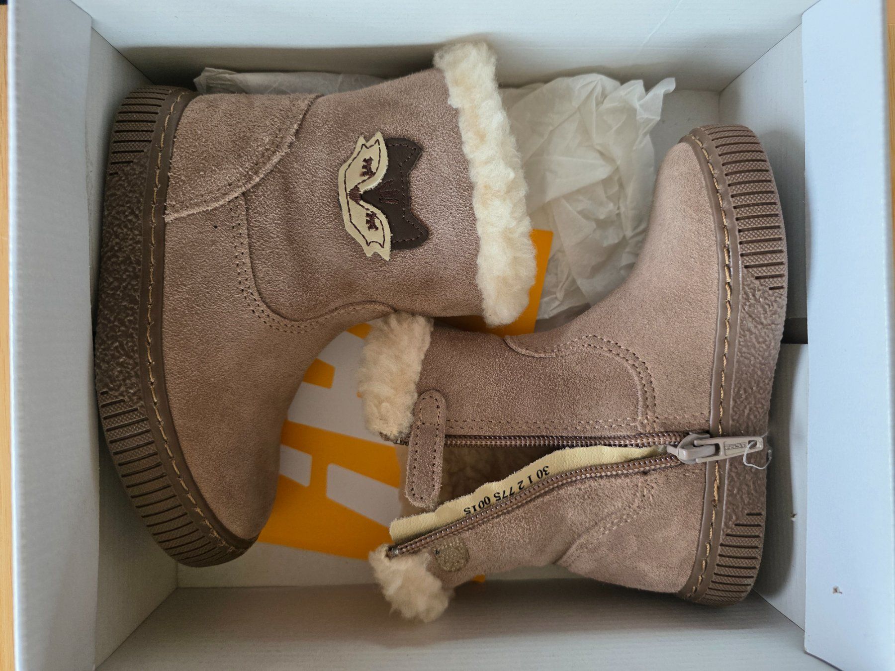 Scarpe per ragazze: Bottine fille T24 – Nuovo e nell'imballaggio originale da Glovelier venduto da ste_seu1