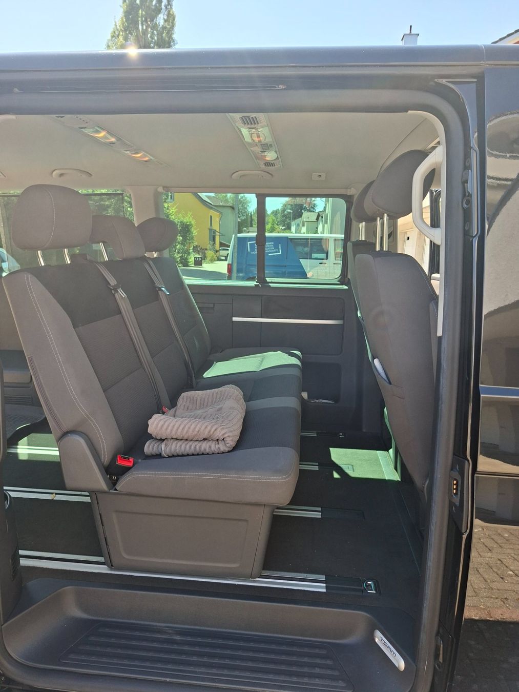 VW Autos: Top gepflegter VW T5 Multivan 4Motion – Gebraucht aus Niederuzwil von ducendi 3
