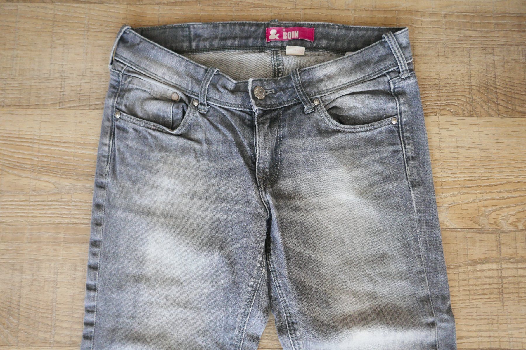Pantaloni: Jeans grau Gr. 28 – Usato da Port venduto da uzuku 3