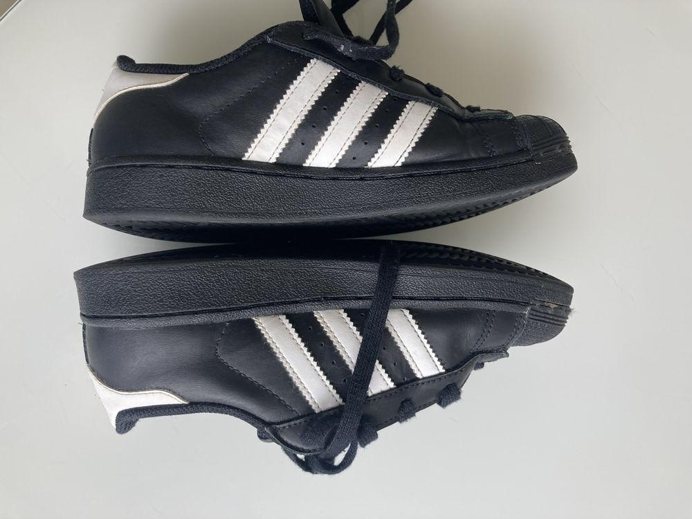 Adidas Scarpe da uomo: Kinder Sneakers Adidas Gr. 34 – Usato da Zürich venduto da kiskinfam 2