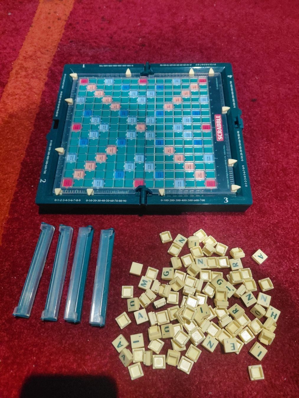 Giochi: Travel Scrabble Brettspiel – Usato da Bern venduto da tiktaalik
