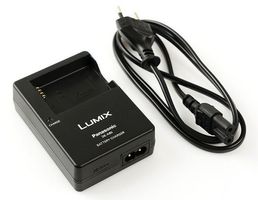 Panasonic DE-A80 Original Ladegerät