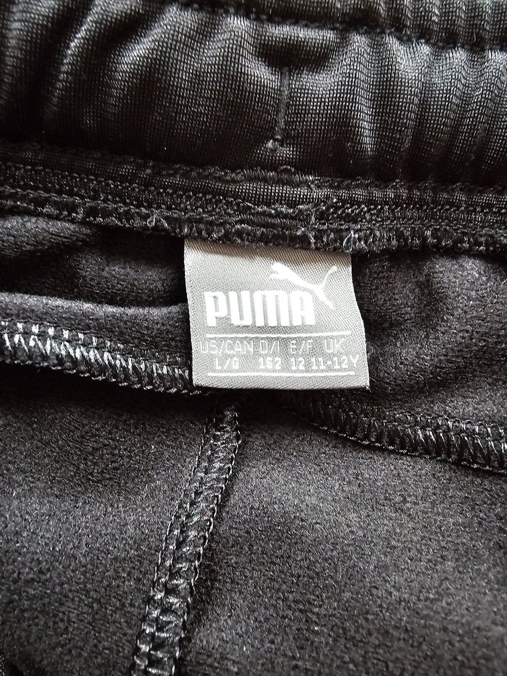 Puma Pantaloni: Puma Trainerhose schwarz Gr. 152 - neuwertig – Usato da Thalwil venduto da Beckhaem 3
