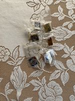 Konvolut 7 Anstecker neuwertig