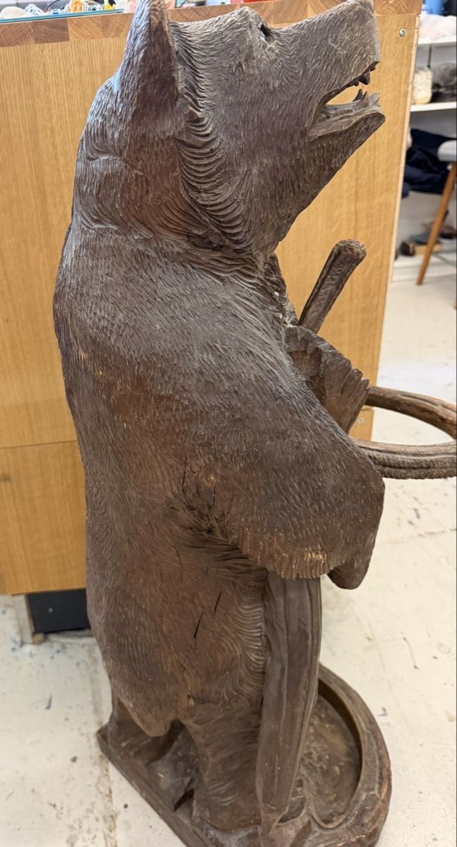 Articoli in legno: Handgeschnitzter Bär Schirmständer / Holzständer – Usato da Zürich venduto da ann_qsj2 5