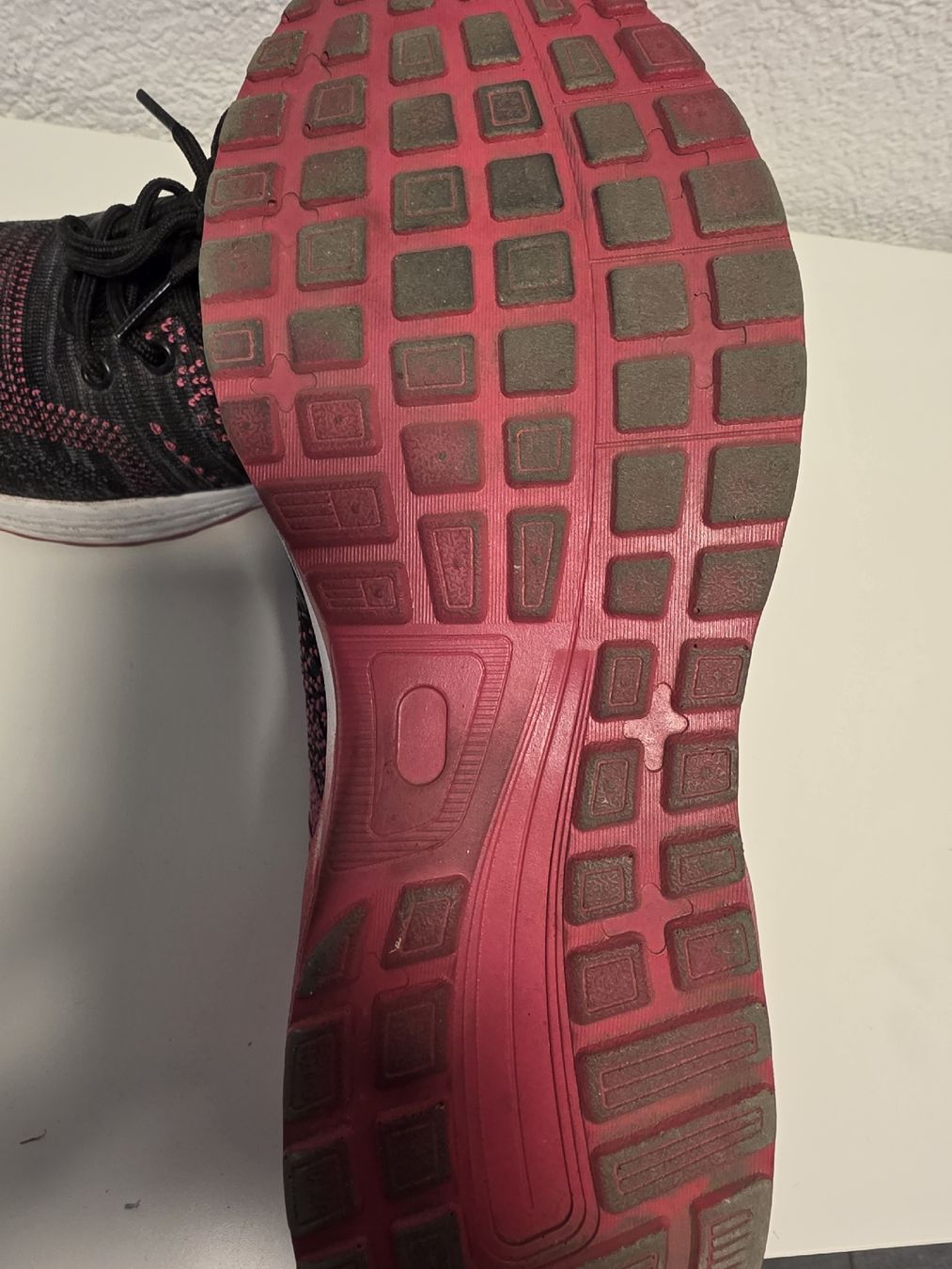 Scarpe da donna: RONA DELTA pink Stahlkappenschuh Gr 42 – Usato da Madiswil venduto da Sandraho 2