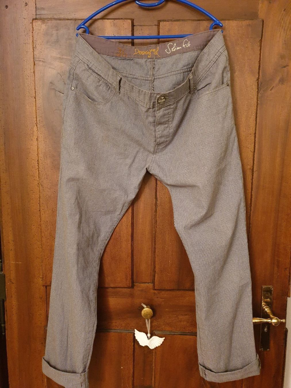Desigual Pantaloni: Hose Desigual Gr. 36 slim fit – Usato da Rheineck venduto da Jmurmeli