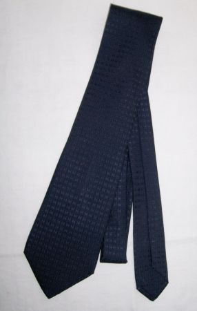 Seidenkrawatte Hermès mit Hermès Tüte