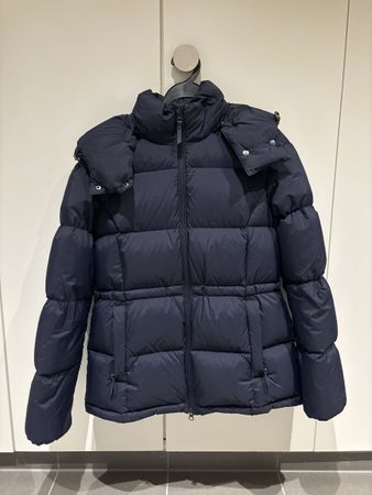 GANT Women's Winter Jacket, Size XS, Navy blue