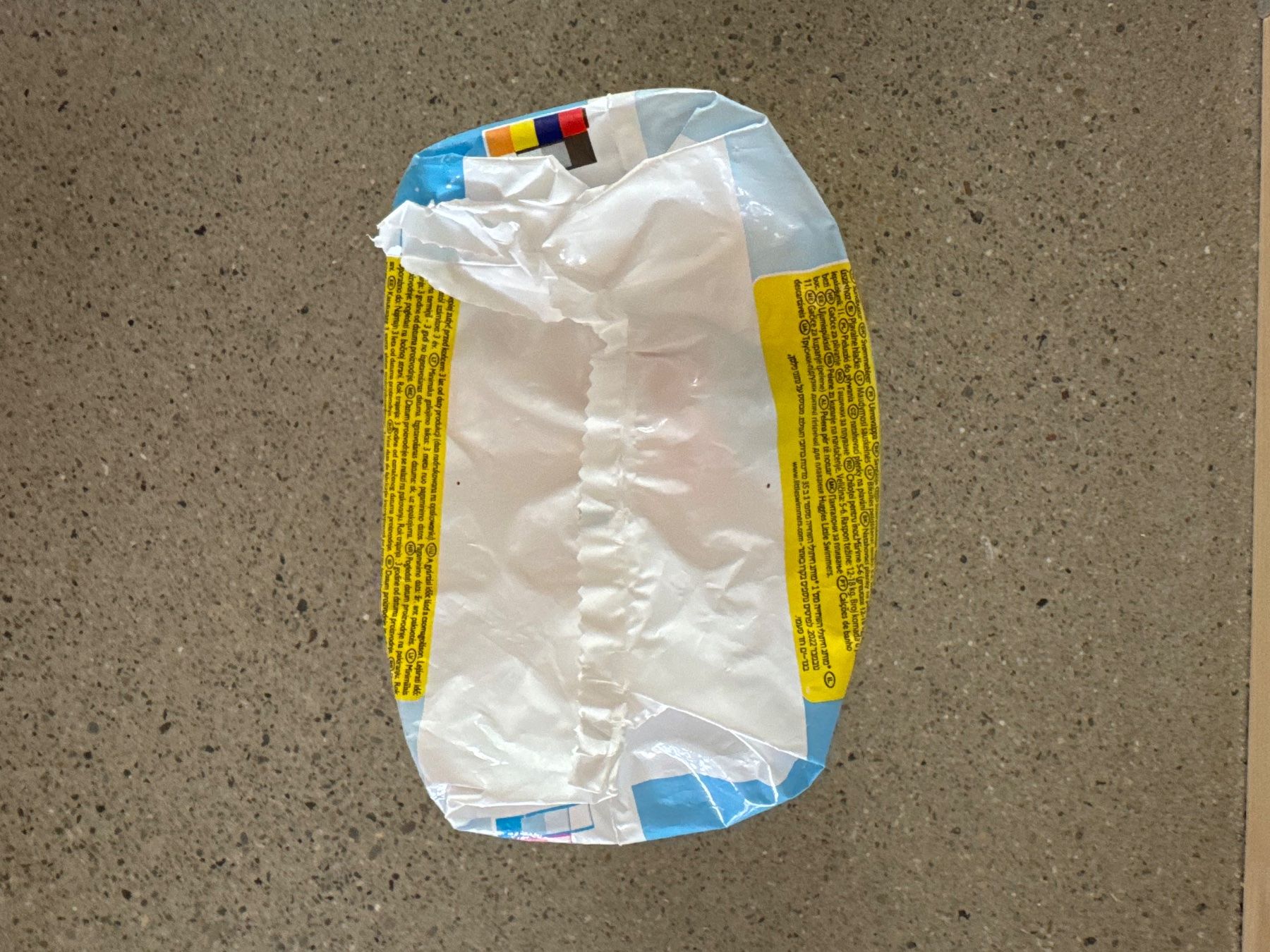 Huggies Bacs à couches & couches: Huggies Schwimmwindeln original – Neuf avec emballage d'origine à Zumikon par RaffaelL01 1