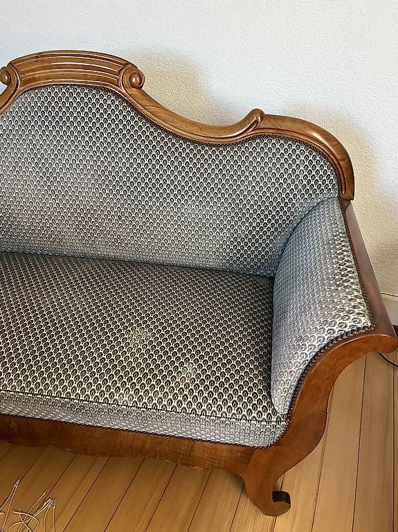 Sofas: Altes restauriertes Sofa – Gebraucht aus Lyss von tba_myd7 2