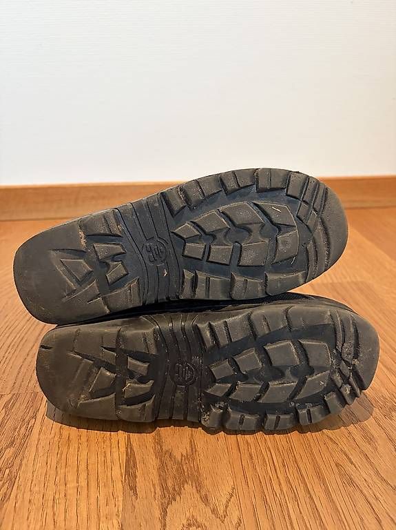 Schuhe für Jungen: Kamik Boots GR 36 (4)  – Gebraucht aus Buchrain von mar_m9kv 2