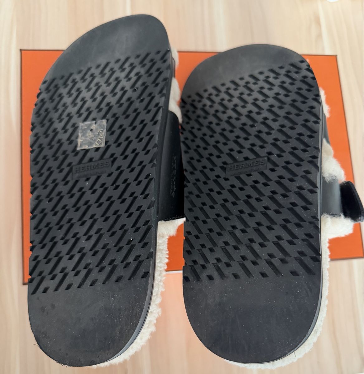 Hermès Chaussures hommes: Echte Hermès Chypre Sandalen – Neuf (Voir description) à Gränichen par Chanelsusi 8