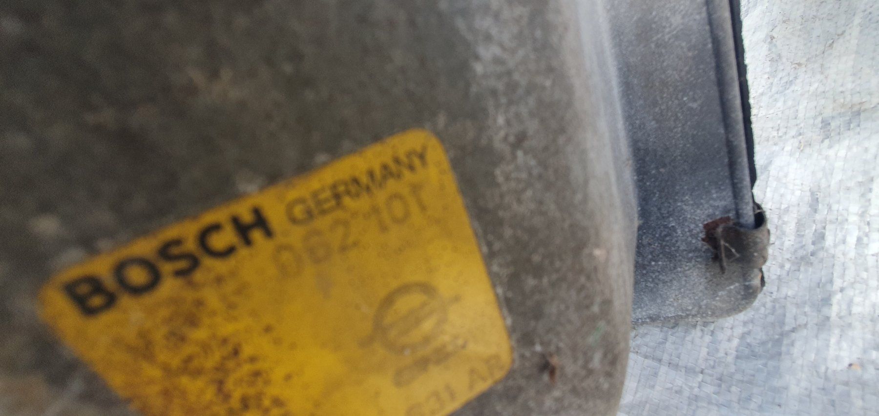 Opel Tutti pezzi di ricambio auto: Rekord E Frontscheinwerfer Blinker links Bosch 0 301 062 101 – Usato da Langnau i. E. venduto da Superseven69 3