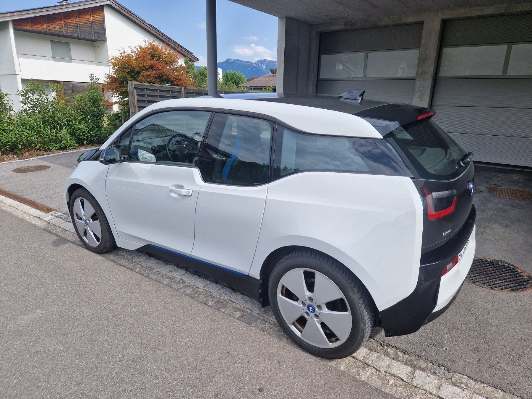 BMW Automobili: BMW i3, Bj. 11.2016, 83000km – Usato da Balgach venduto da Ziellinie 3