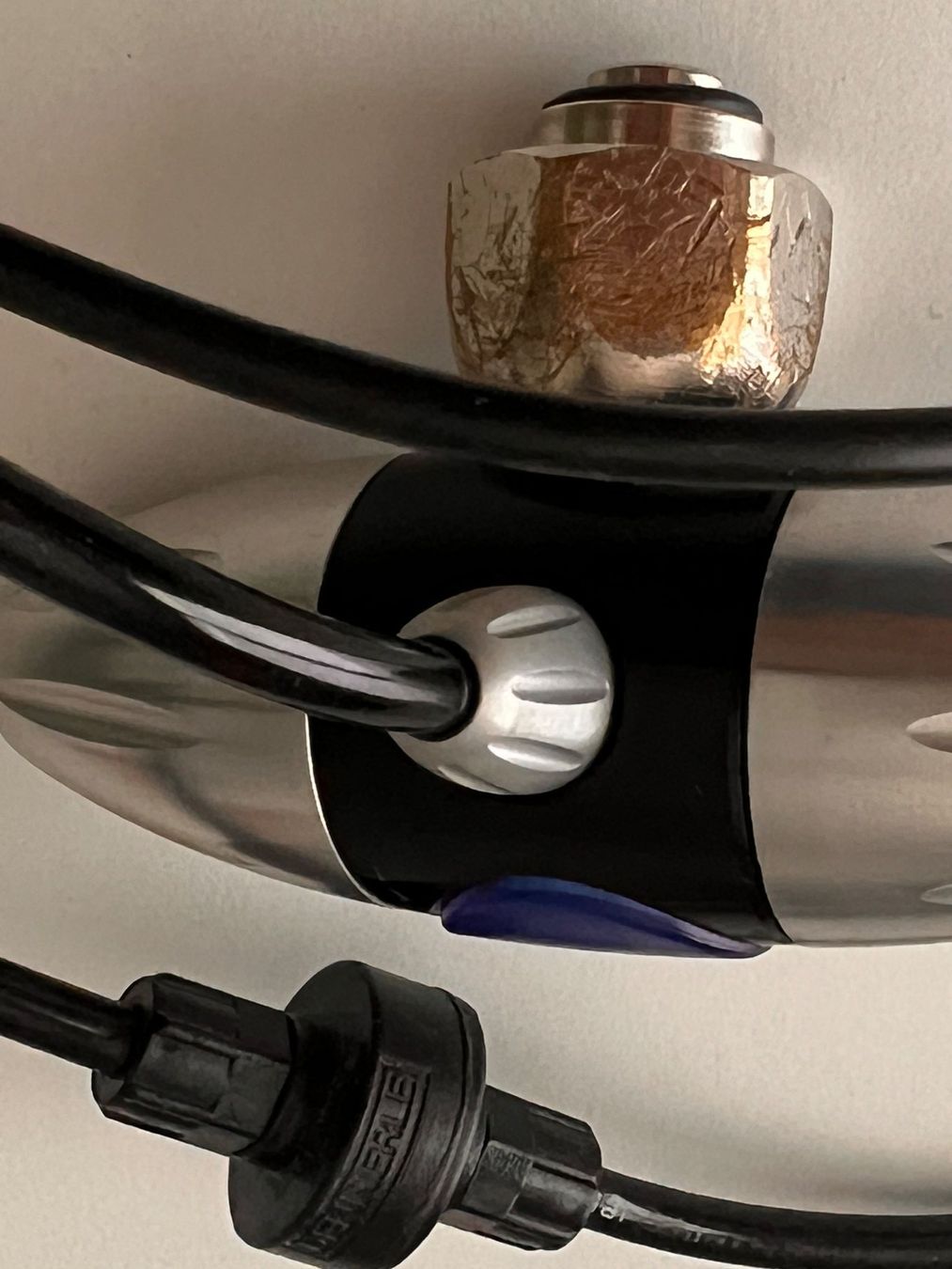 Dennerle Filter: Dennerle Druckminderer Carbo Night – Gebraucht aus Opfikon von contactsimone 2