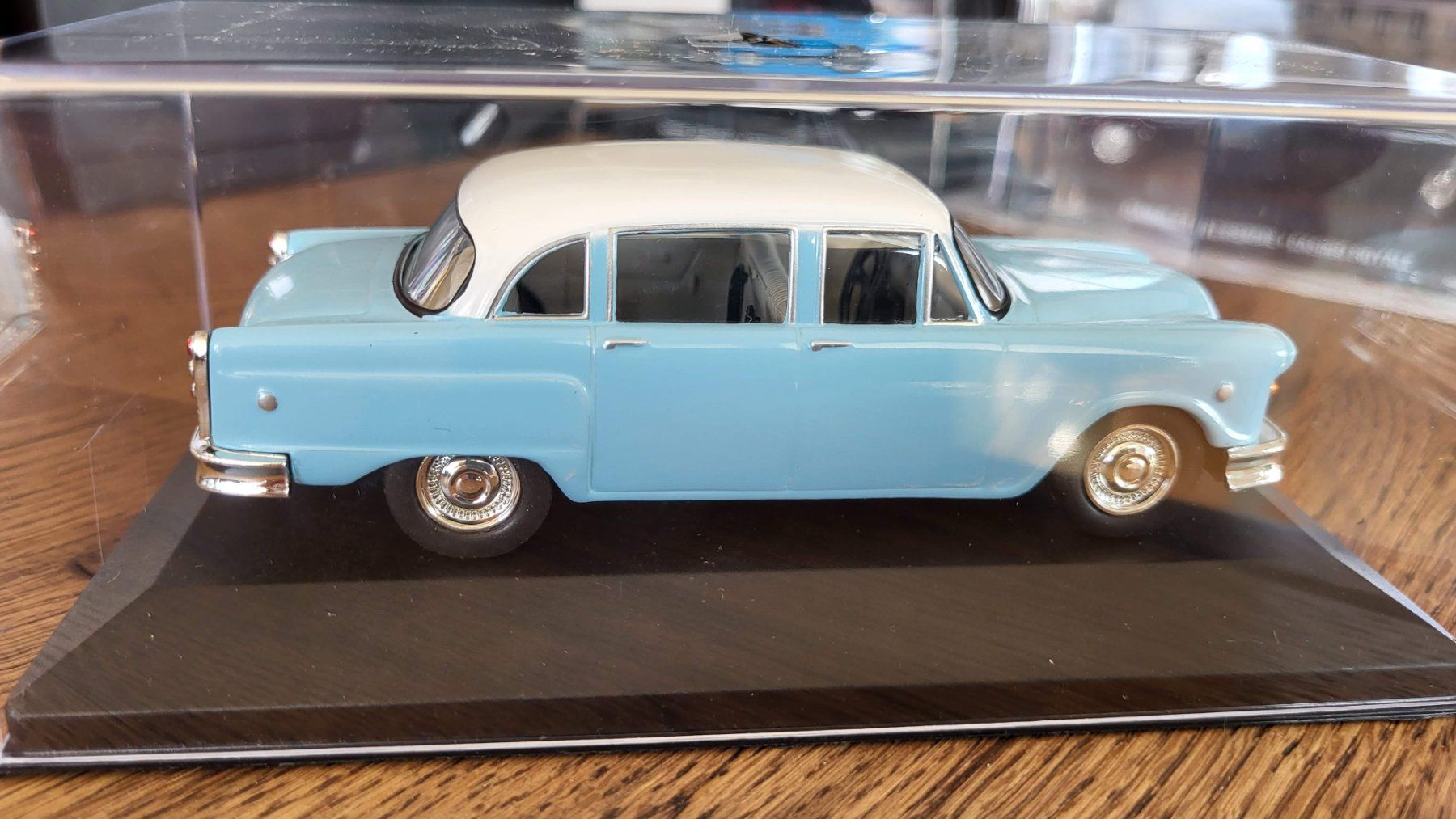 Modellini d'auto: Checker Marathon 327 1964 1:43 White Box – Usato da Rothrist venduto da Juana5 3