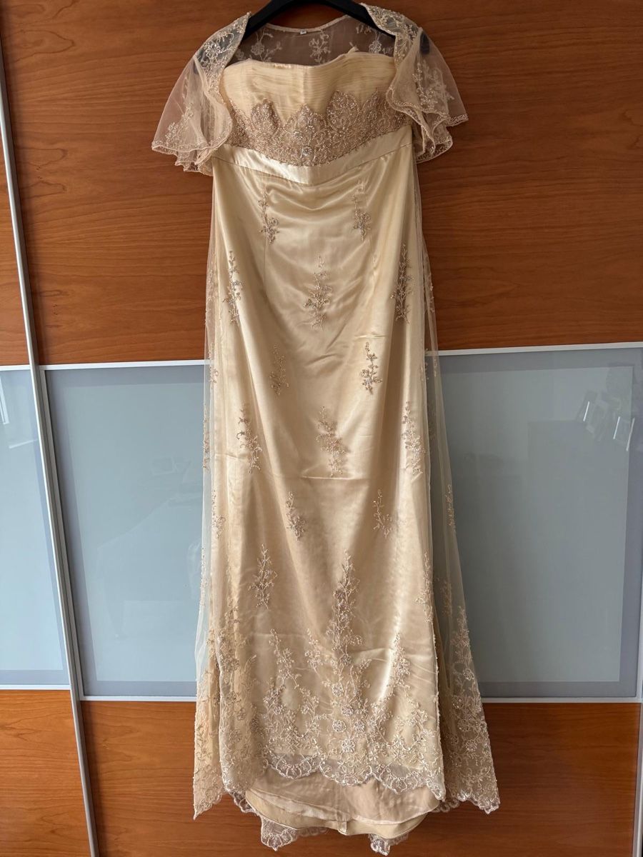 Vestiti: Kleid – Nuovo (secondo la descrizione) da Baar venduto da Lackey7
