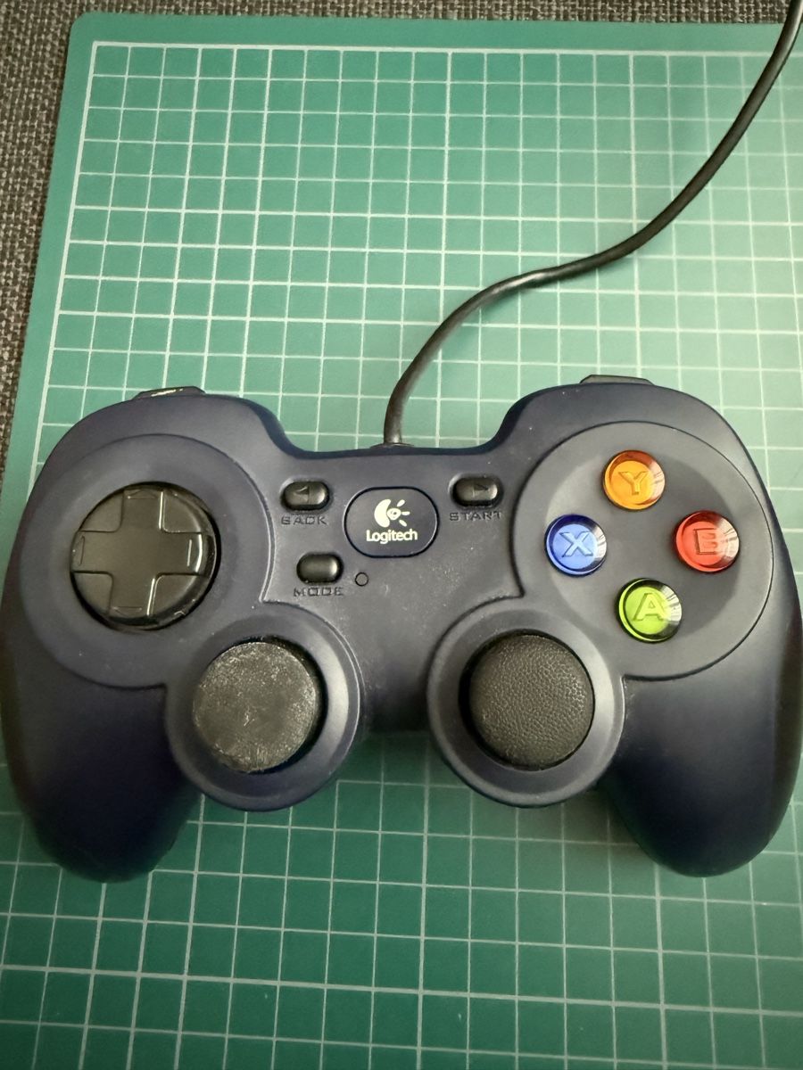 Logitech Controller: 2× Logitech F310 Gamepad – PC Controller – Gebraucht aus Dottikon von bend 5