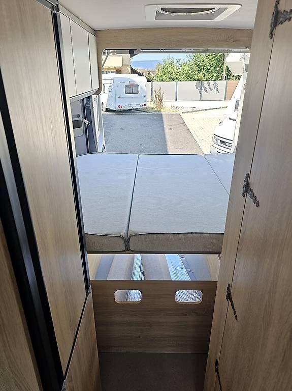 Veicoli da campeggio: Top Wohnmobil Clever mit Solar, Maxxfan! – Usato da Recherswil venduto da Caravan-EmmE 6