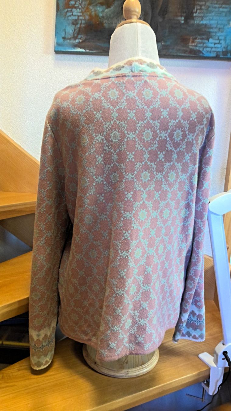 Giacche: Baumwoll Strickjacke von Dunque Gr. L – Usato da Uster venduto da Esther_Hagmann 1