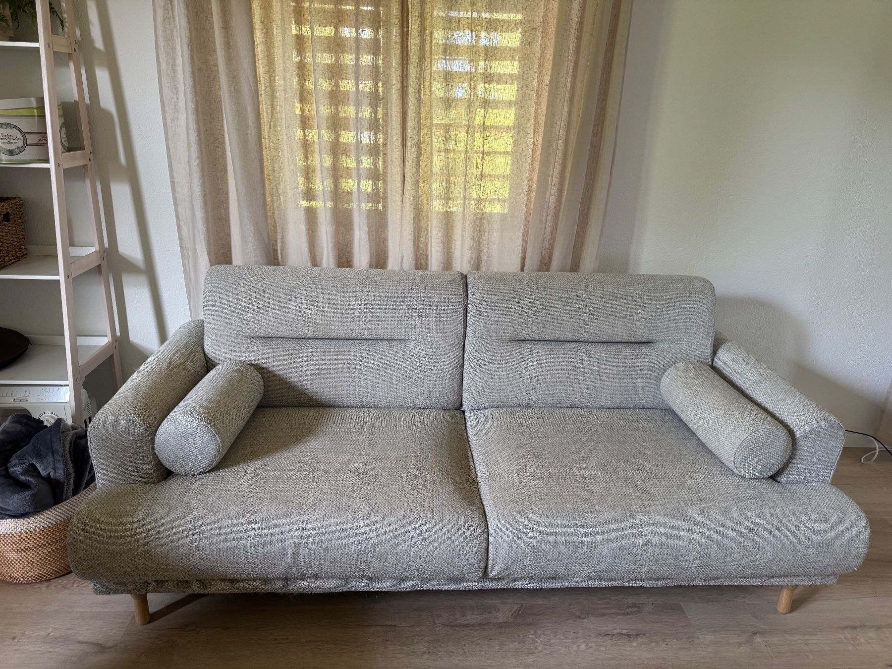 Ikea Sofas: IKEA Langaryd 3 seat sofa – Gebraucht aus Langenthal von Benizeth