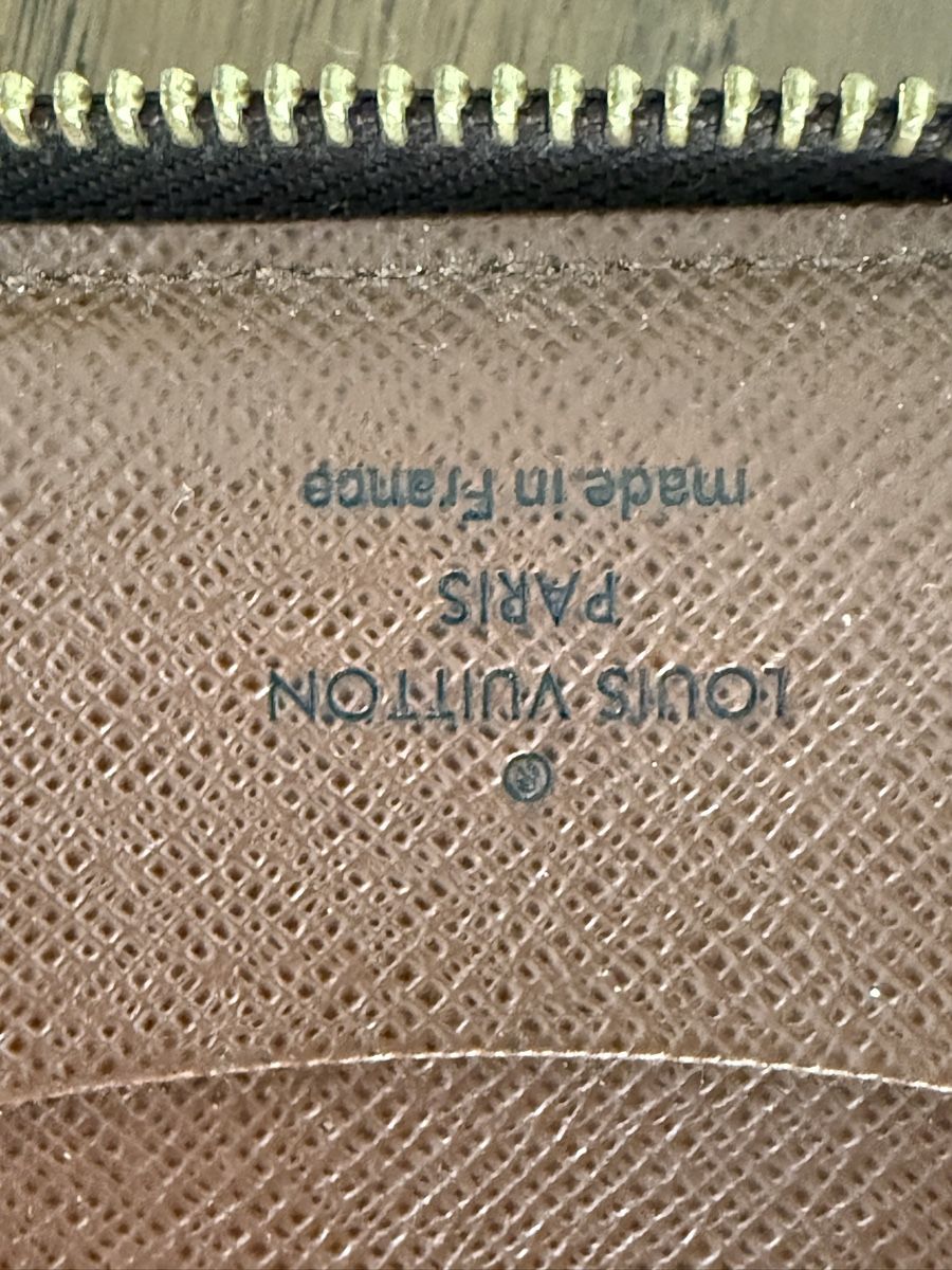 Louis Vuitton Portamonete: Louis Vuitton Zippy Wallet Monogram  – Usato da Davesco-Soragno venduto da tin_6xjv 7