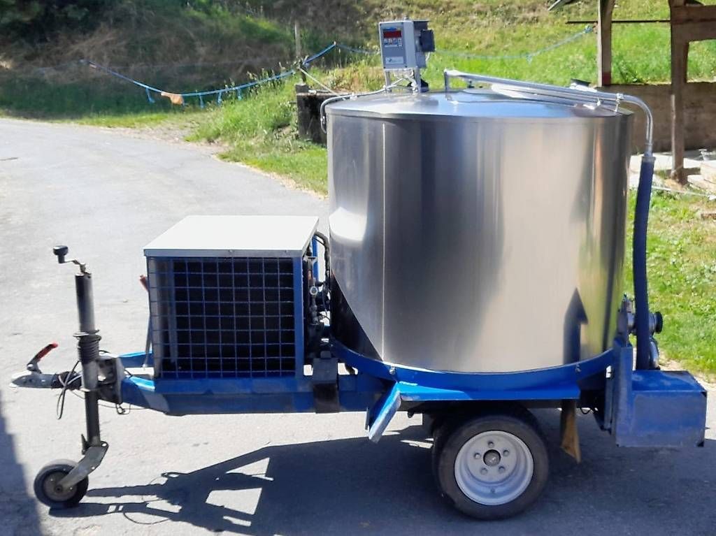 Tecnica di mungitura: Milchtank Buri 825 Liter – Usato da Eriswil venduto da Tschesuwy